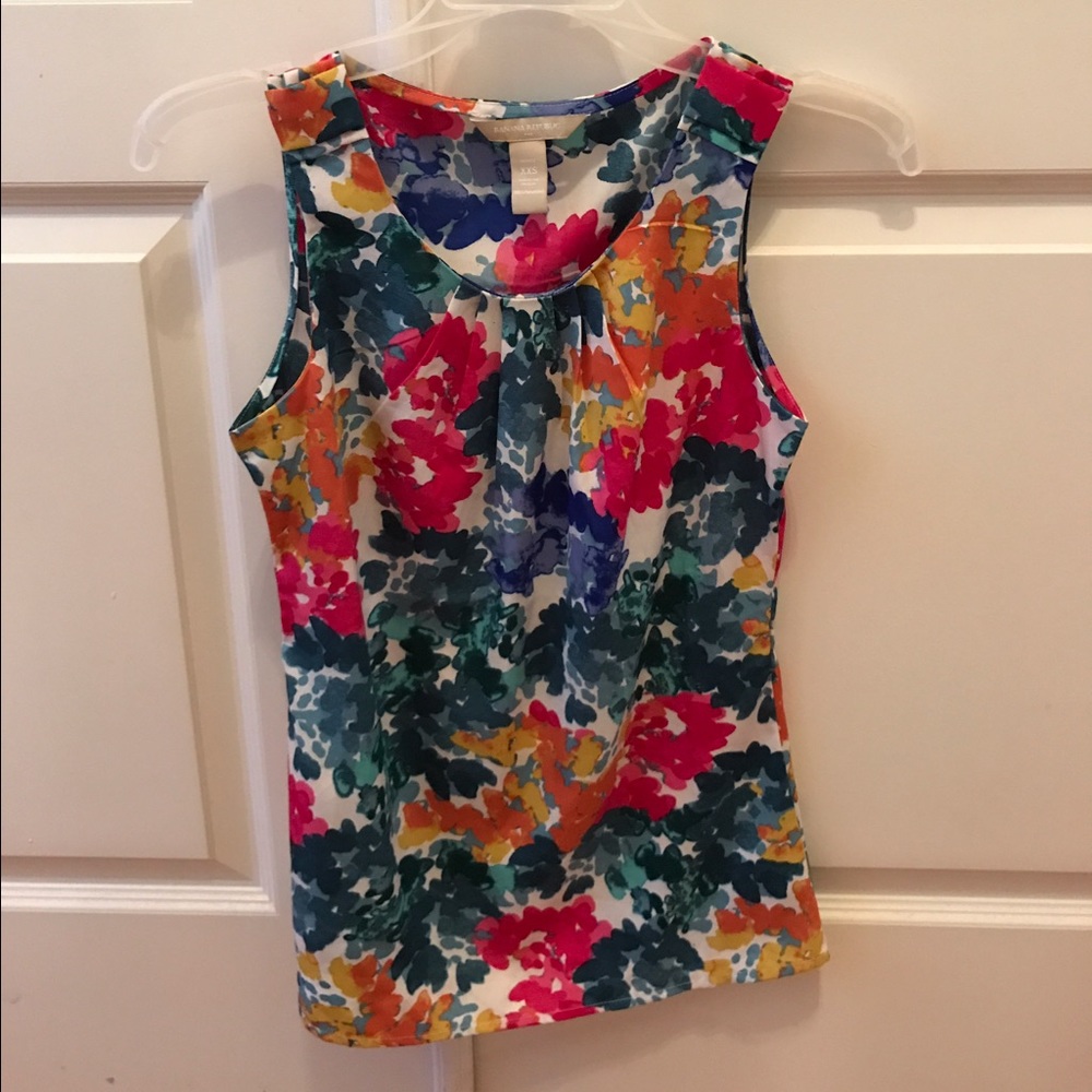 Banana Republic floral tank