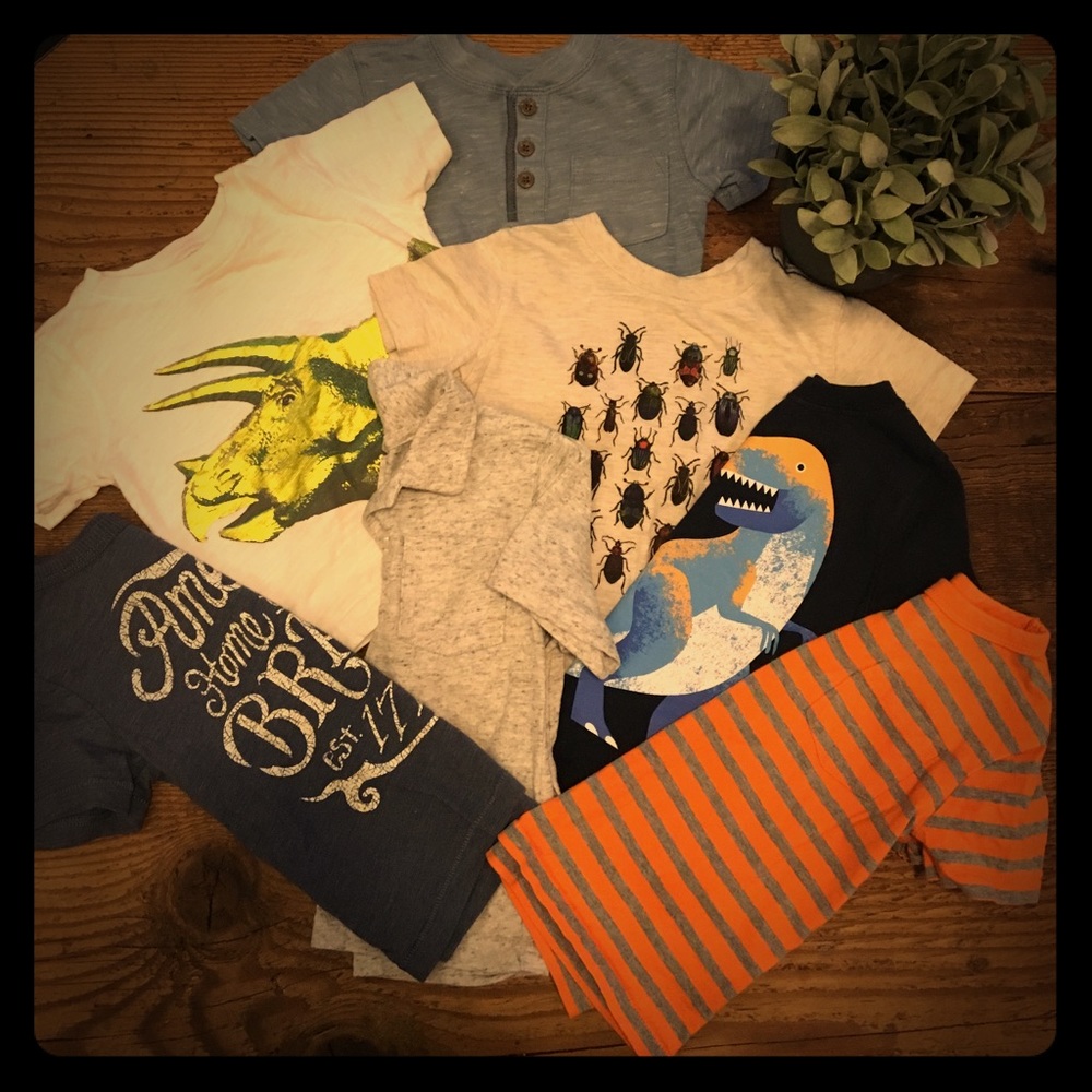 Lot of toddler 18m tee shirts.  EUC