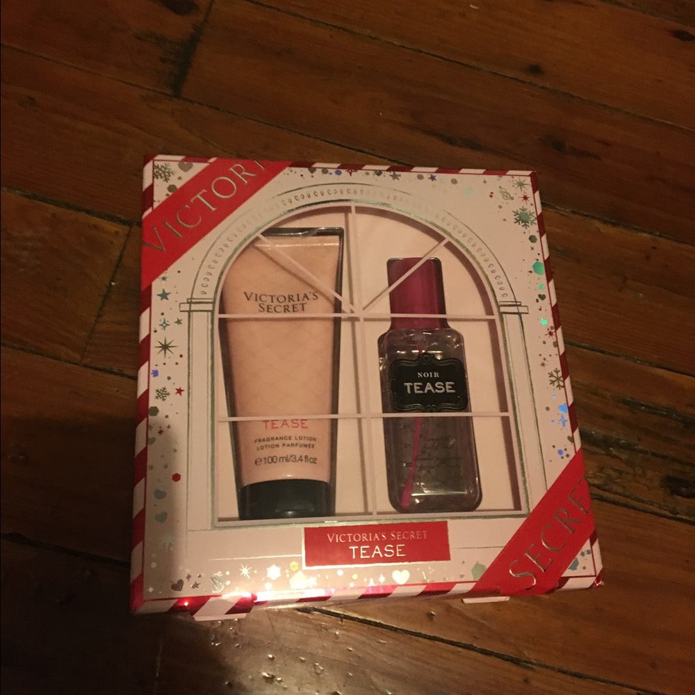 New Victoria's Secret gift set