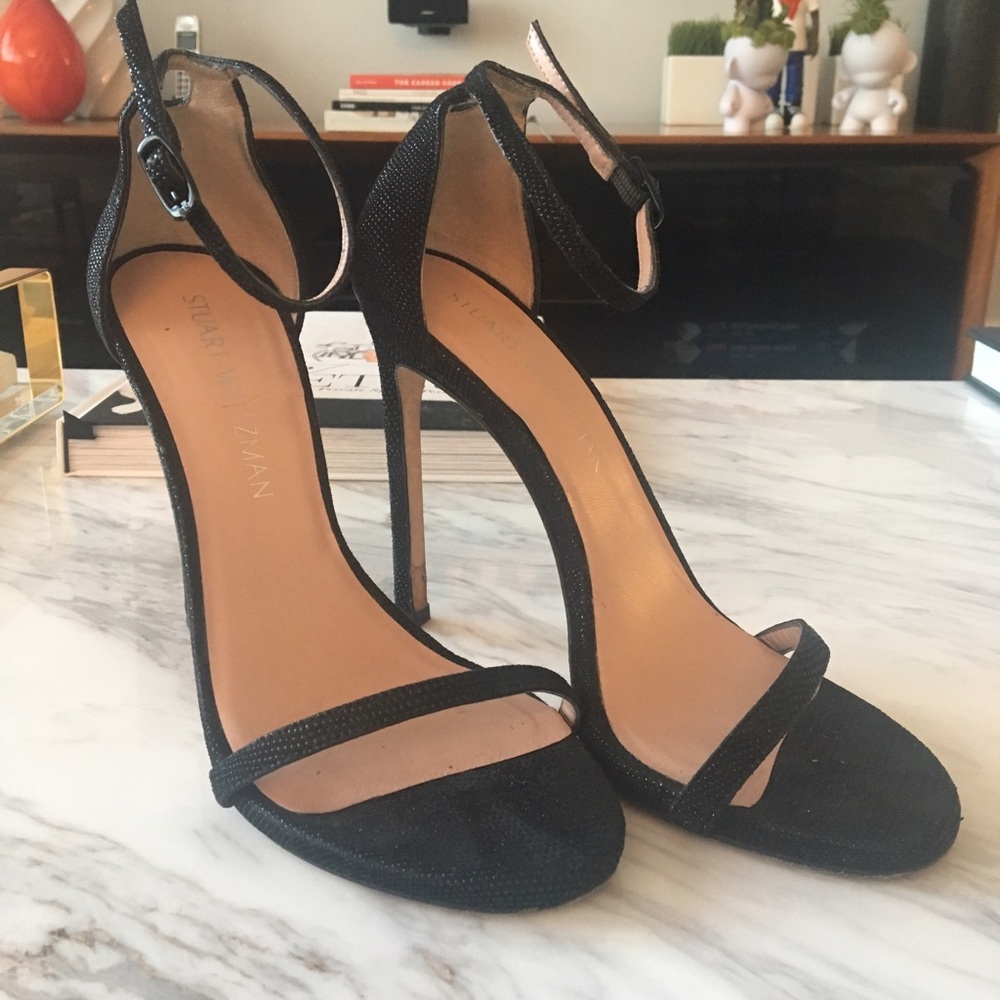 Stuart Weitzman "The Nudist Sandal" Size 7