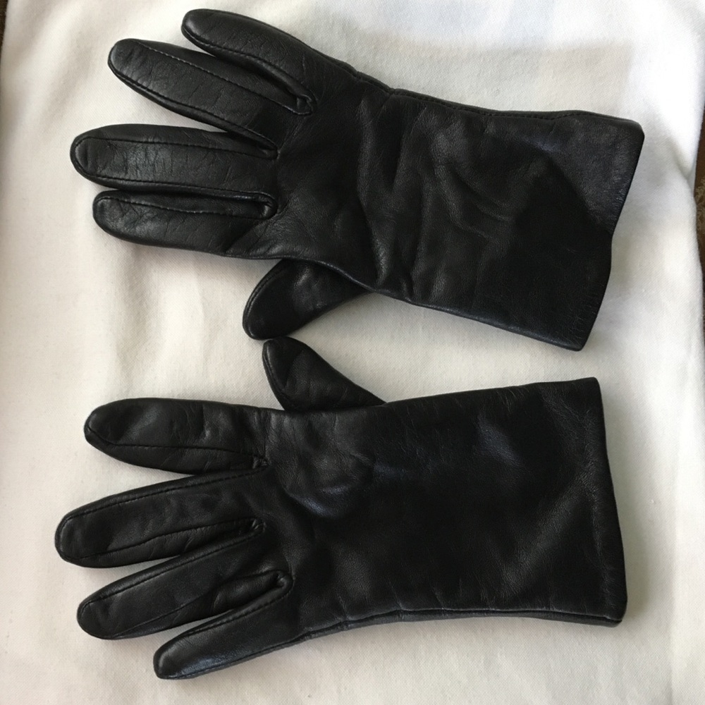 Black Gloves