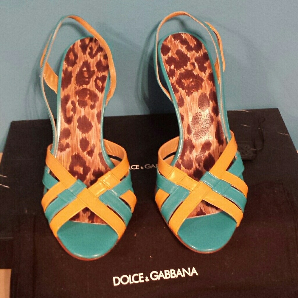 AUTHENTIC! DOLCE & GABBANA Evening Sandals.