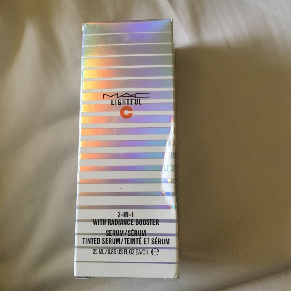 Mac Lightful 2 in 1 Tinted Serum Sealed!