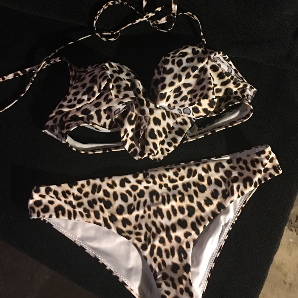 Victoria secret pink swimsuit.