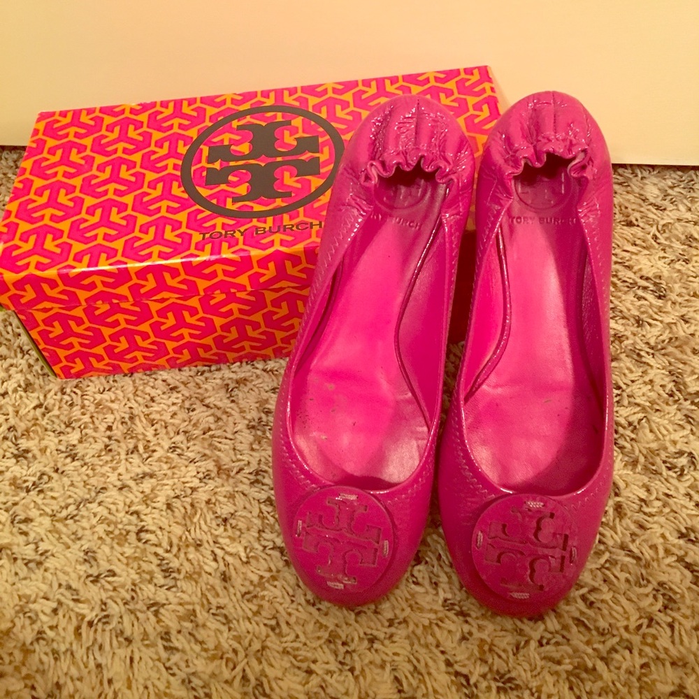 Fuschia Tory Burch size 8 flats