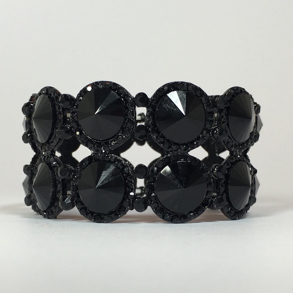 🐾Burlingame Bracelet - Black with Black Crystals
