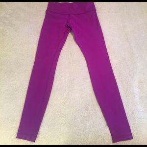 Bright purple Lululemon leggings, size 6