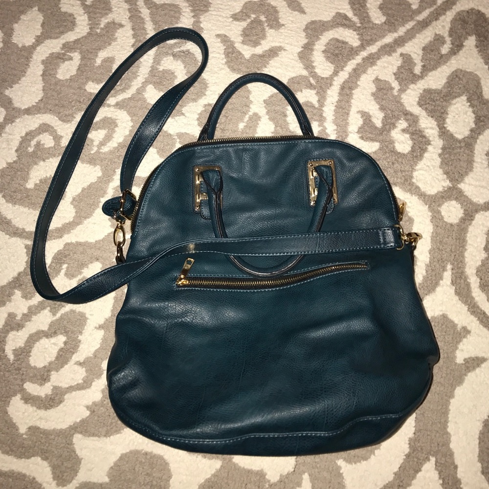 Call it Spring crossbody