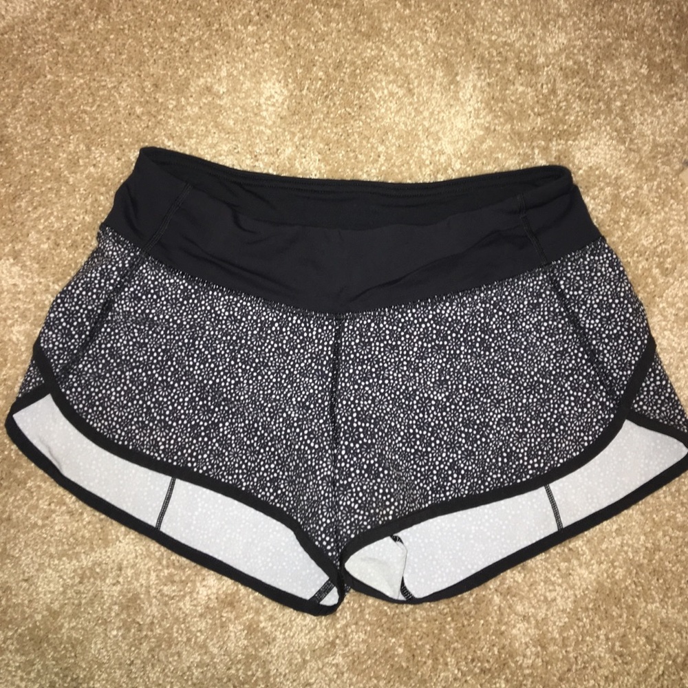 Lululemon athletic shorts TRADE - Picture 1 of 4