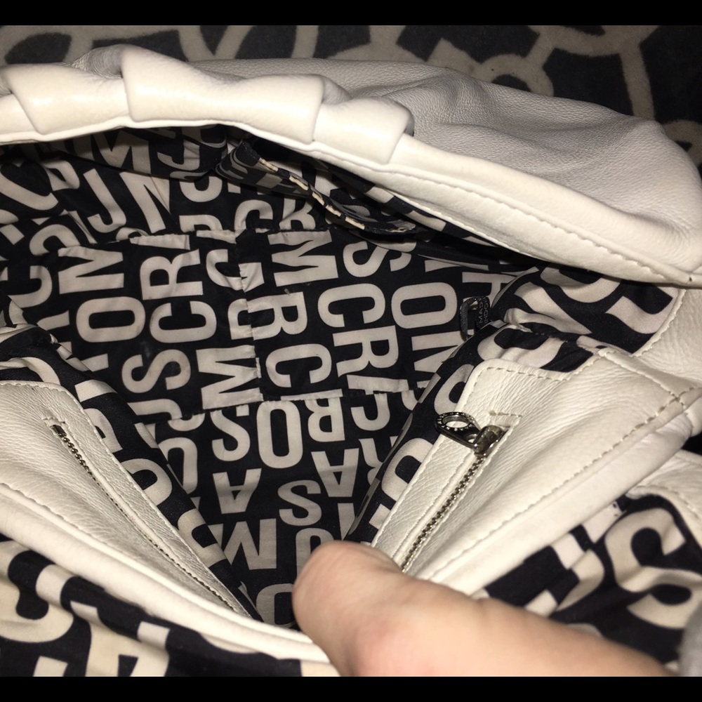 Marc Jacobs purse - Picture 3 of 4