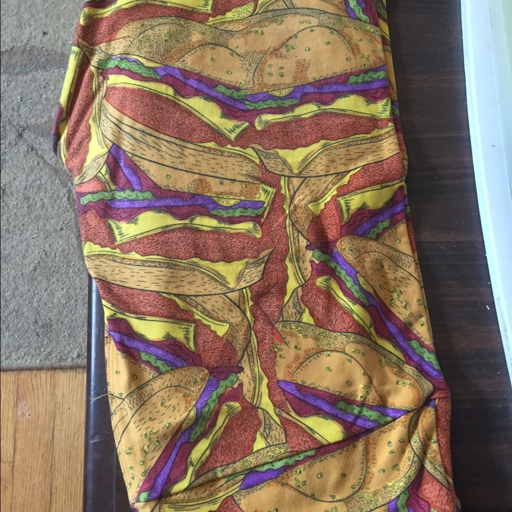 LuLaRoe TC hamburger leggings