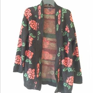 Material girl size M rose cardigan