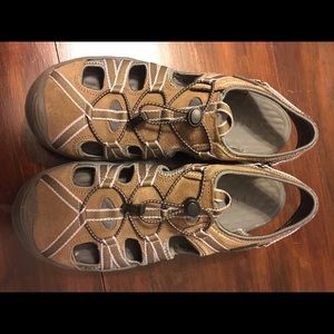 Clarks privo sandals