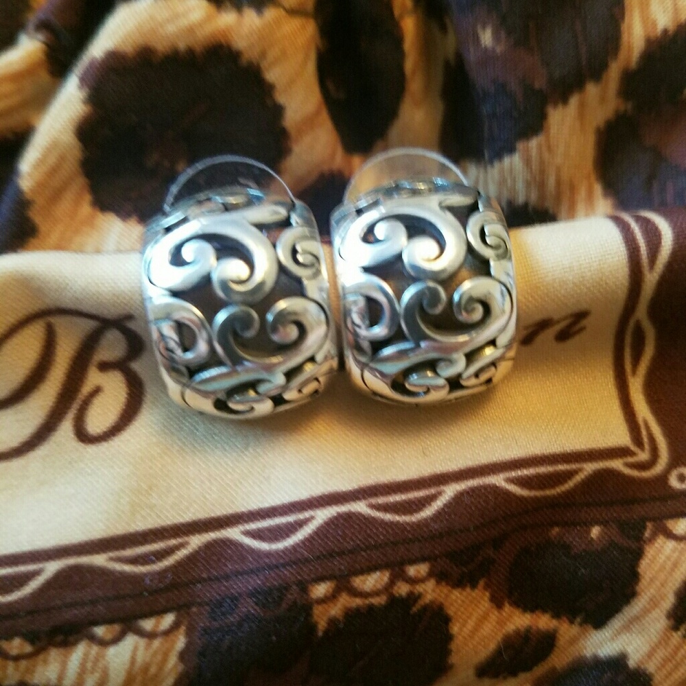 💥 Brighton Earrings 💥