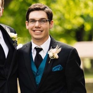 Meet your Posher, Julian