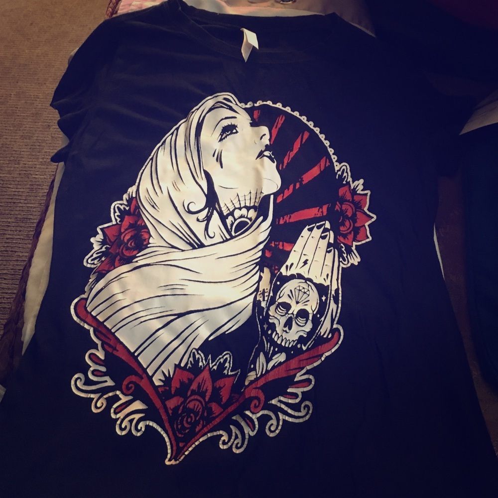 Black graphic tee