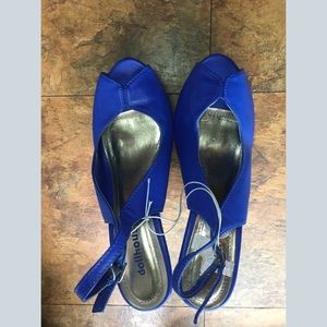 7.5 Blue pleather Dollhouse Peeptoe Wedges heels