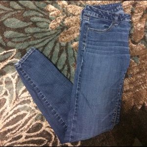 Super Stretch American Eagle Skinny Jeans