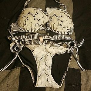 VS bikini 32b/medium