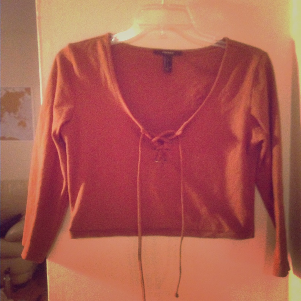 Tie-Up mid sleeve crop top