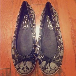 Black Coach Flats