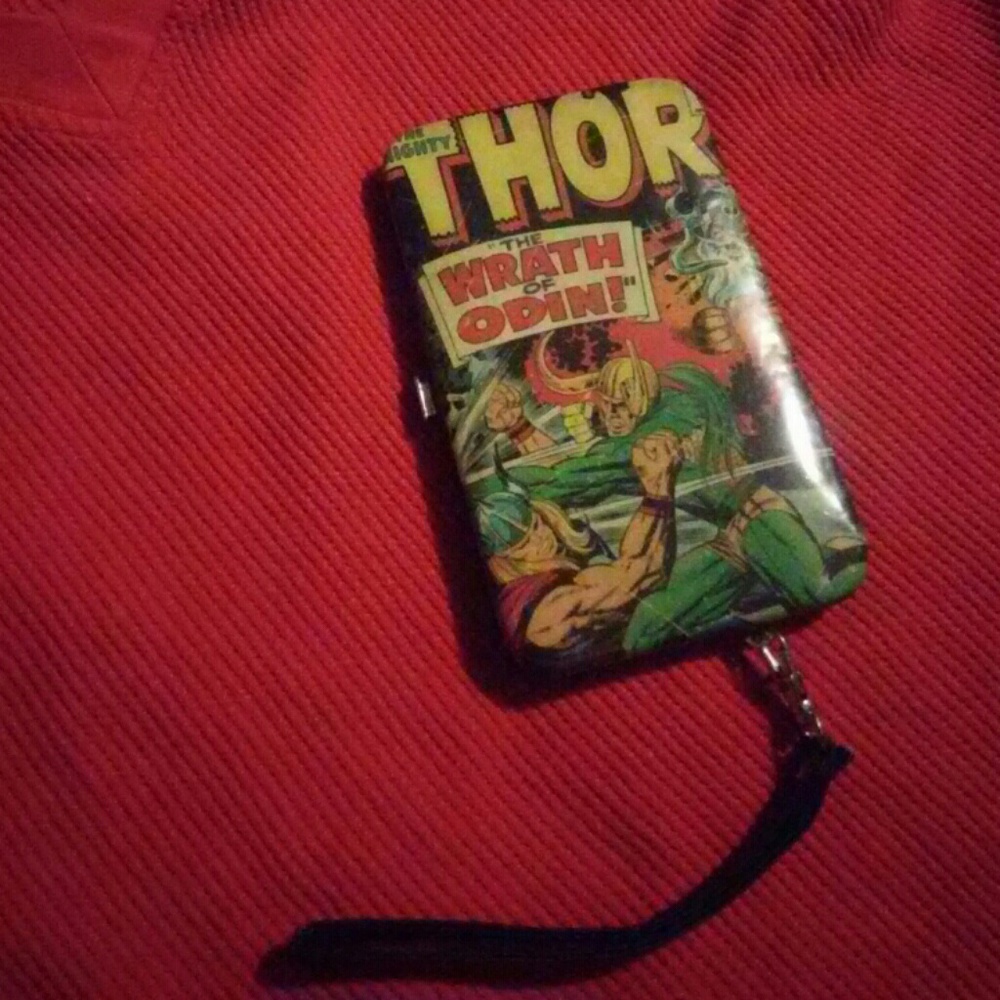 Smartphone Case W/ Wallet