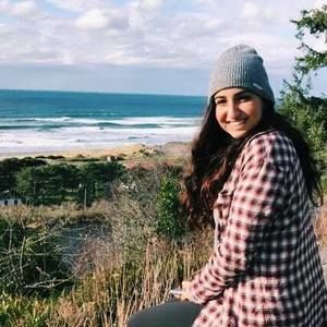 Meet your Posher, Hannah