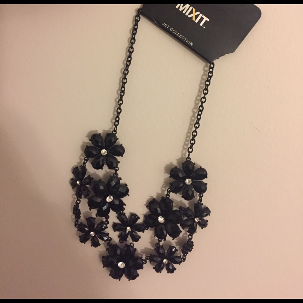 Mixit Jet Lace Caviar Black Floral Necklace NWT