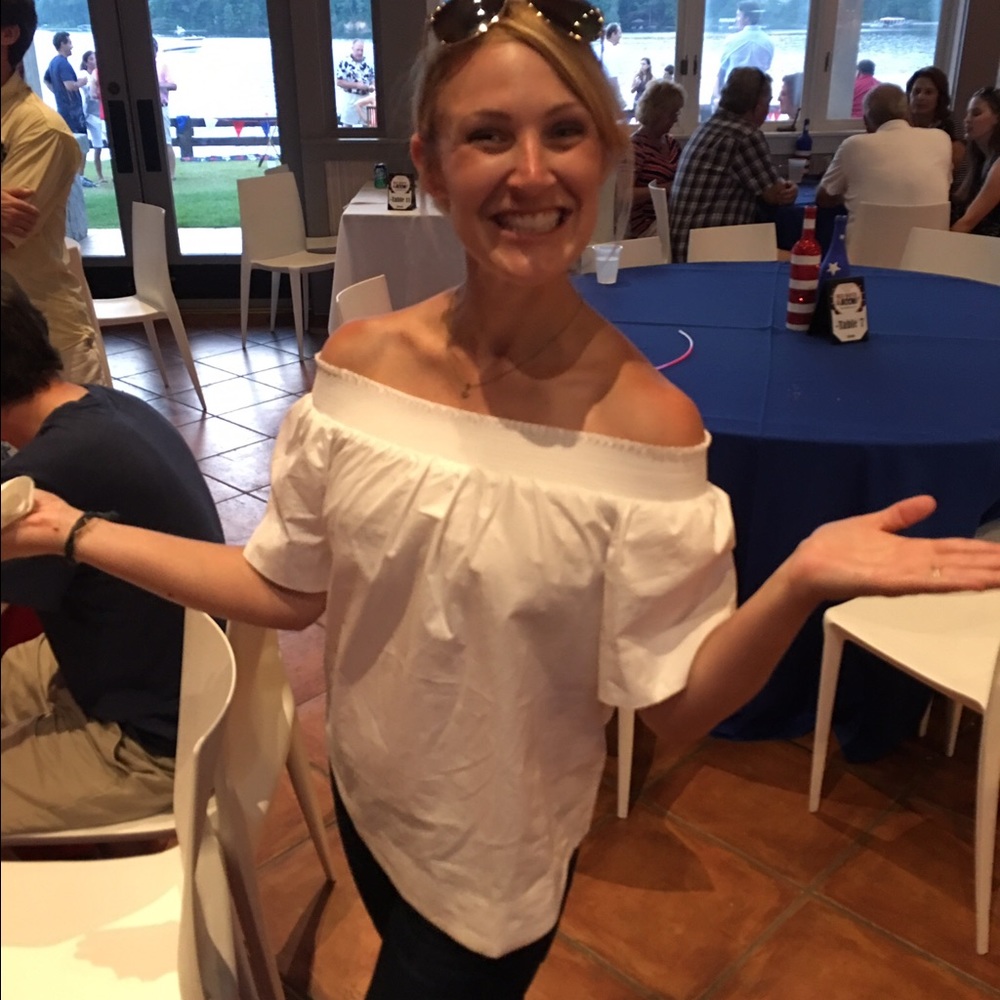 Meet your Posher, Hillary