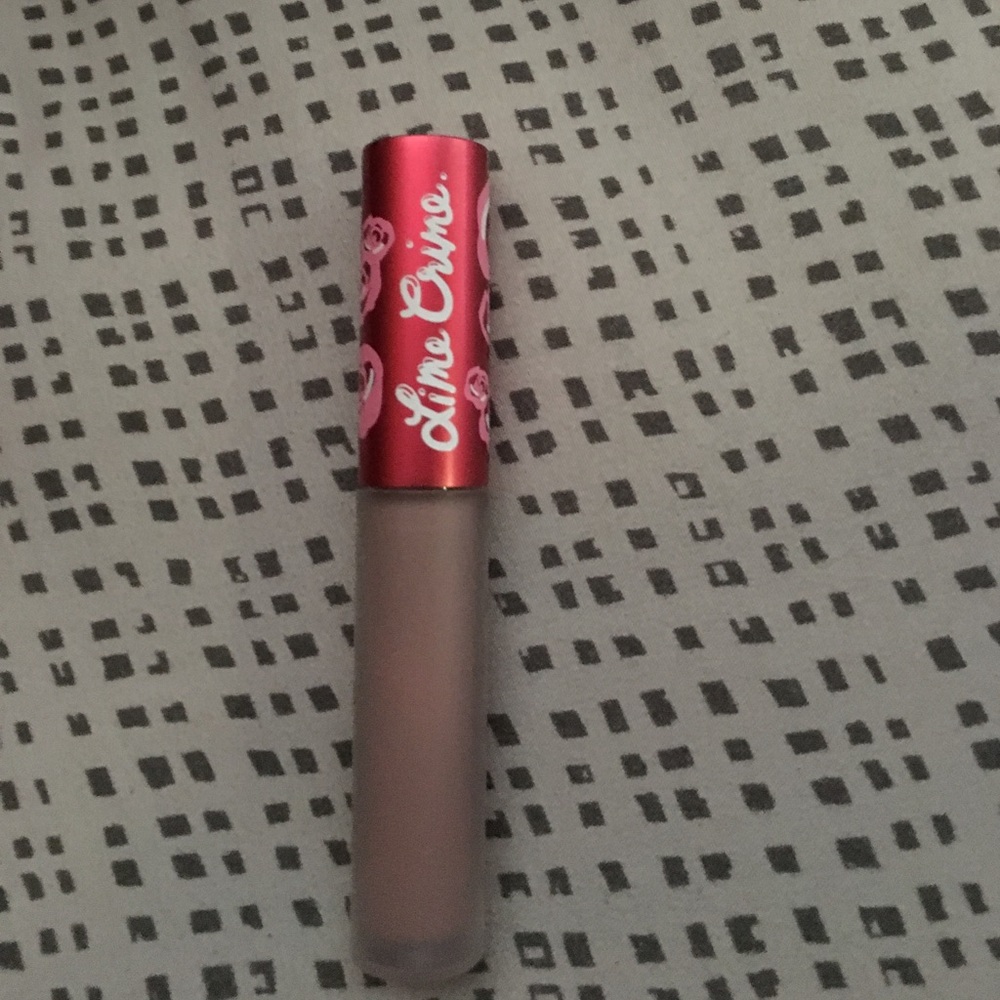 Lime crime velvetine cashmere