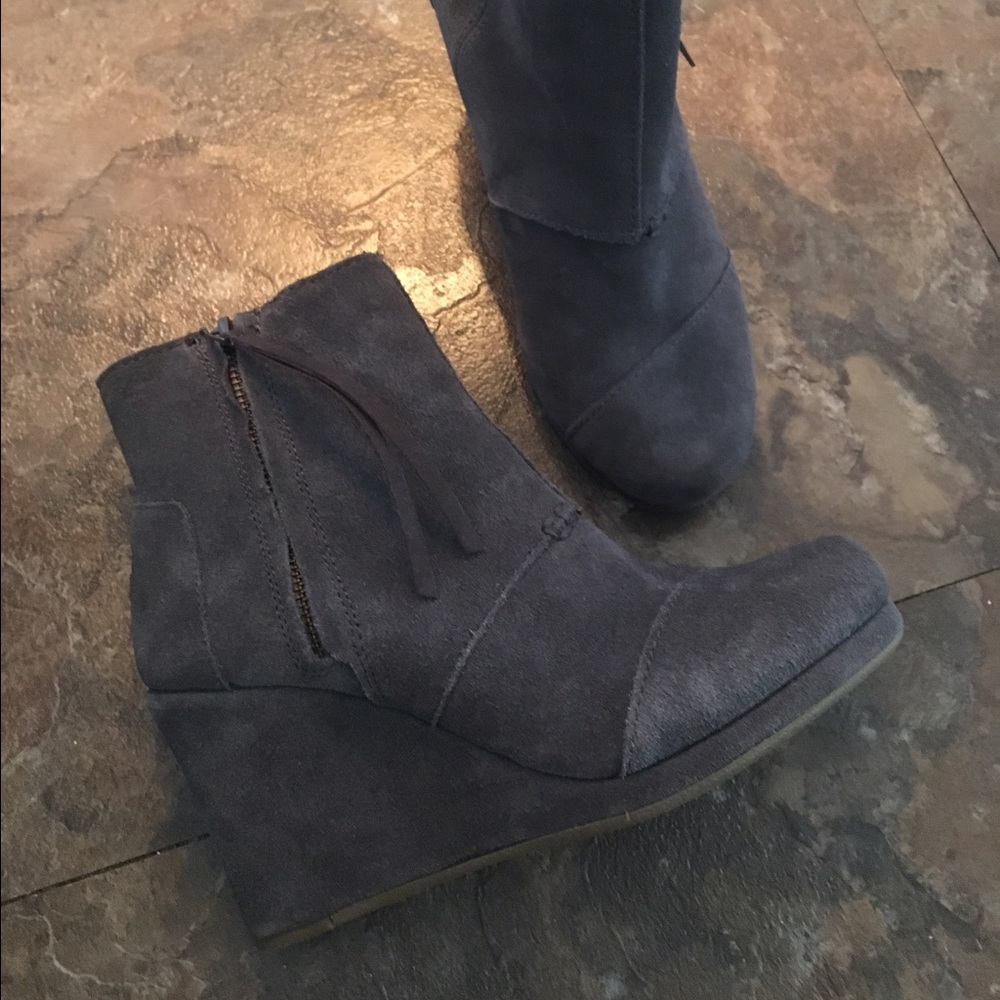 Toms dessert wedge ankle boots