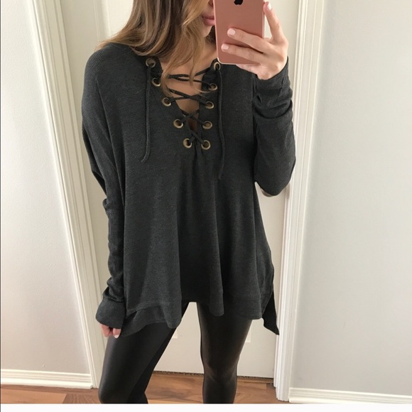 Tops - 🌈HOST PICK🌈Grey Tie-Up Sweater