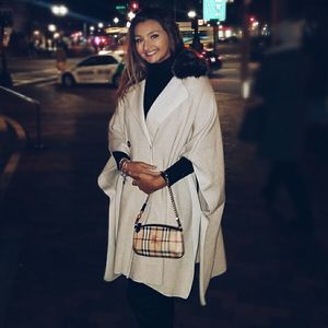 Meet your Posher, Pamella