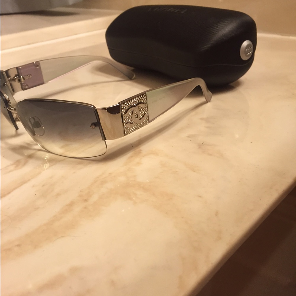 Chanel sunglasses rhinestone cc ...new