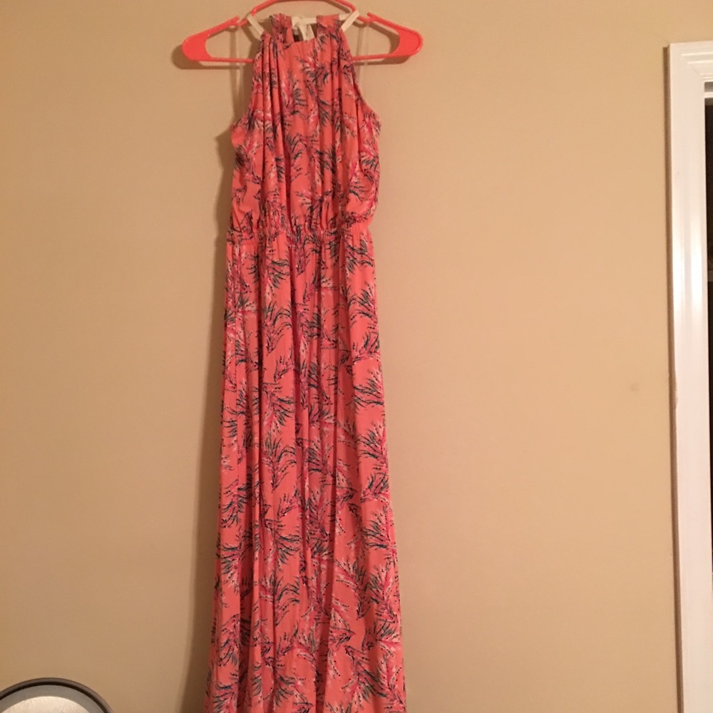 Boutique brand maxi dress size large with low back