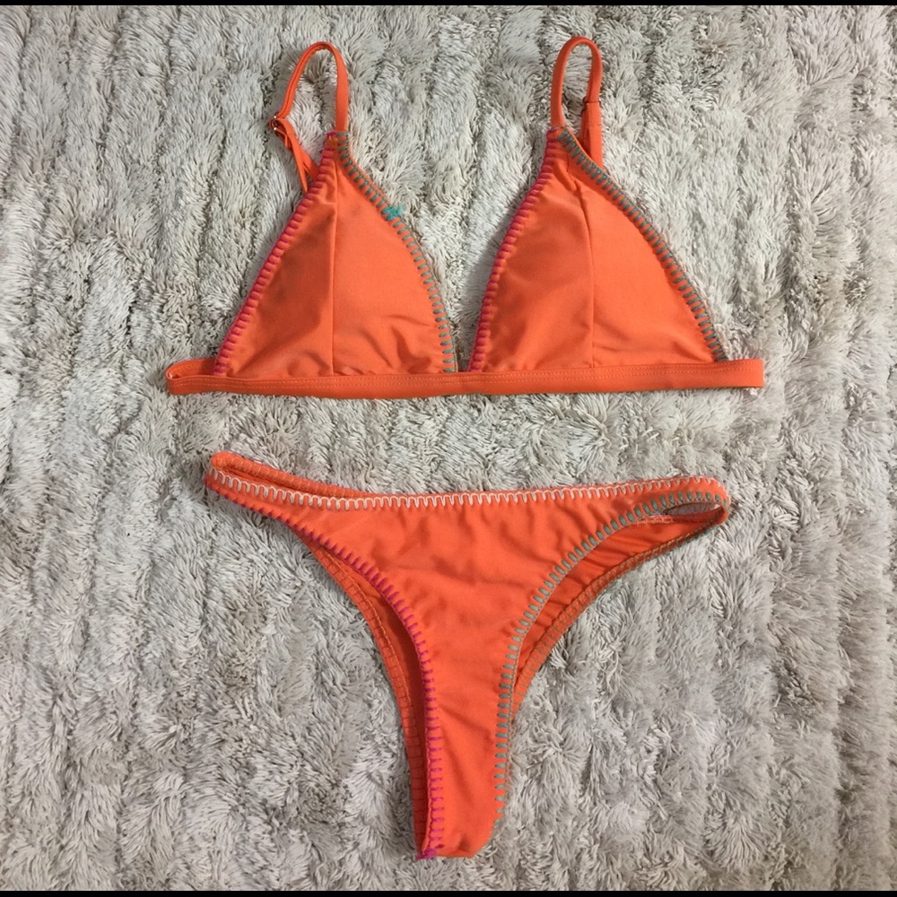 Cheeky bikini set
