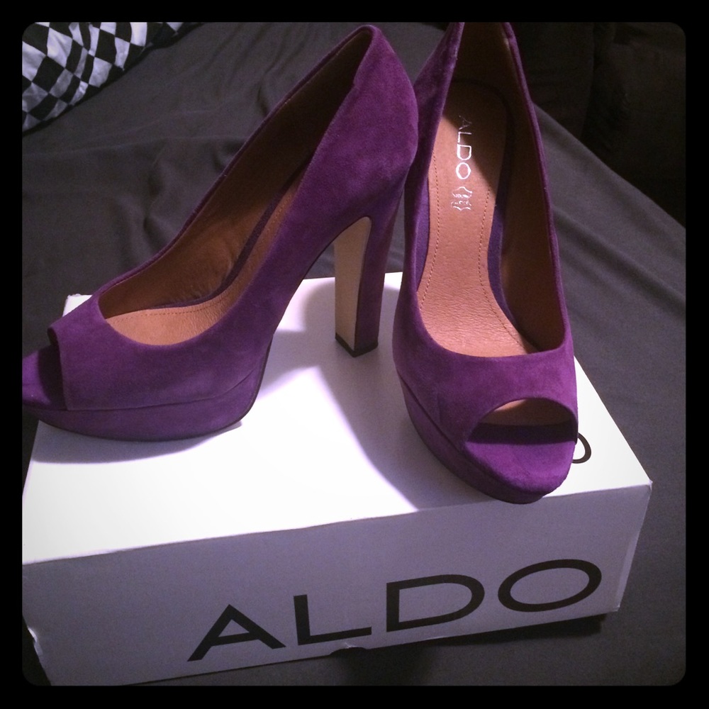 Aldo purple suede peep toe heels