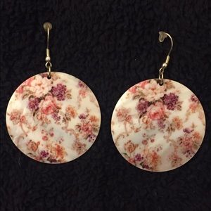 American Eagle Floral dangle earrings