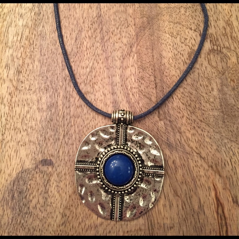Blue and silver colored necklace