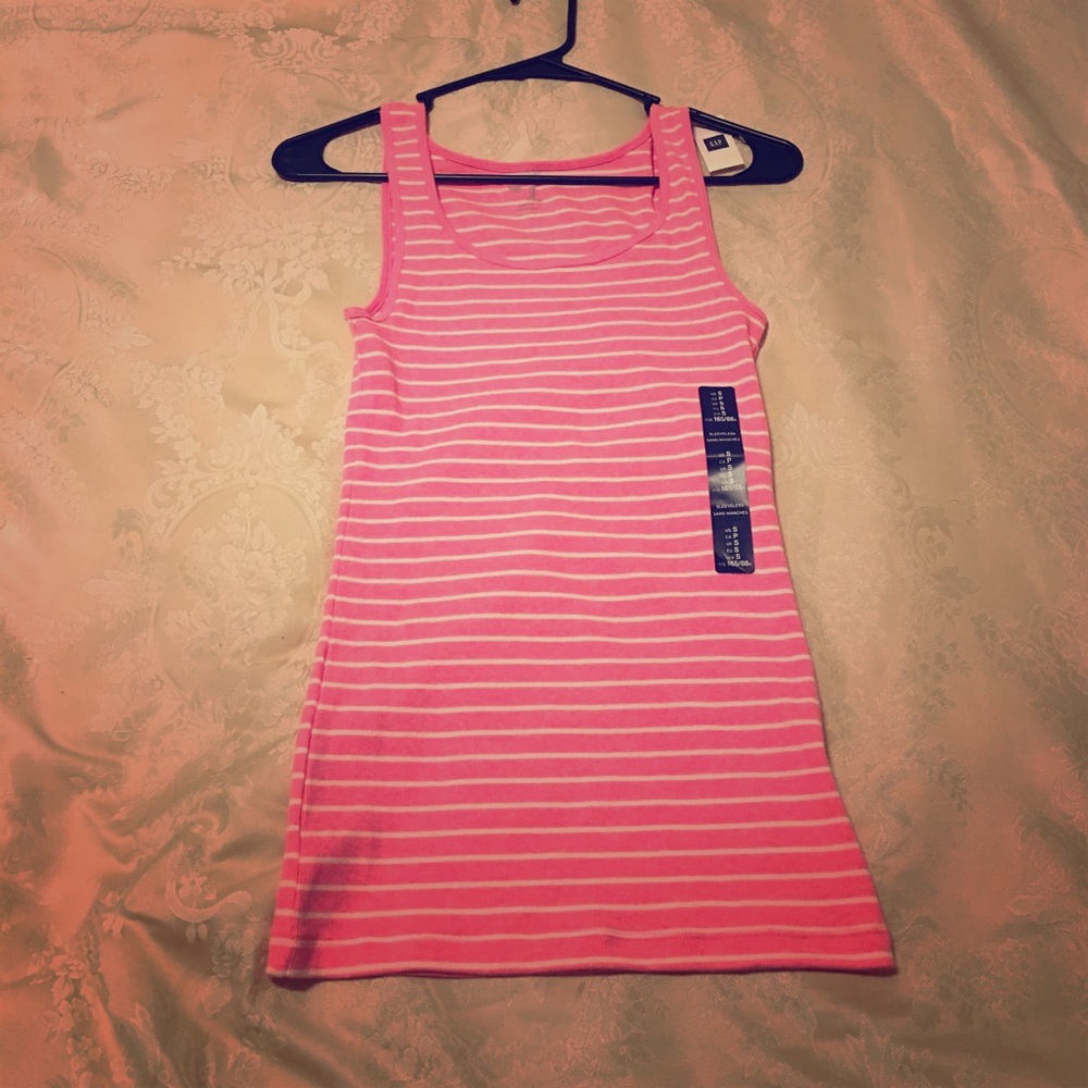 Gap tank top