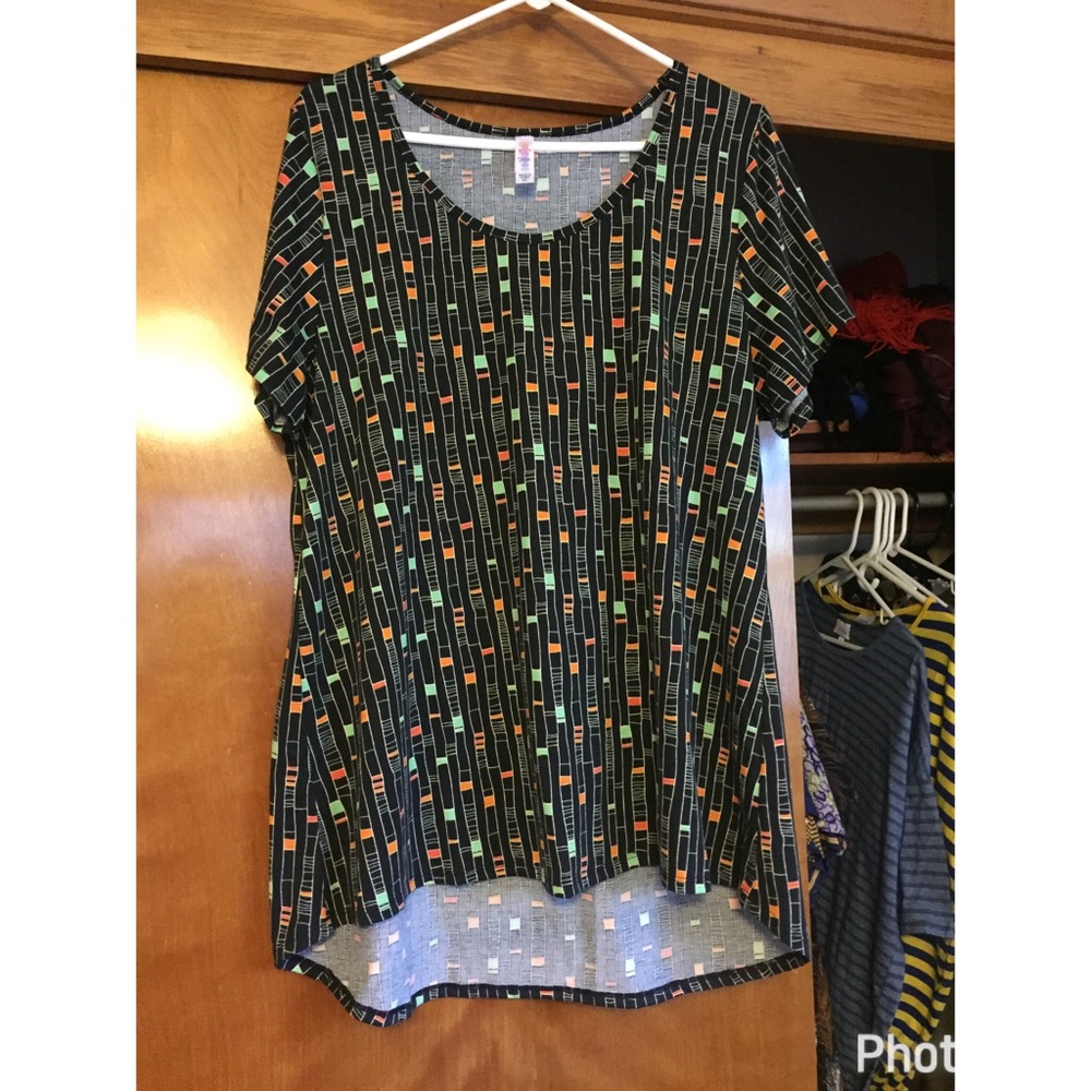 LuLaRoe 3XL classic tee, black, orange and mint