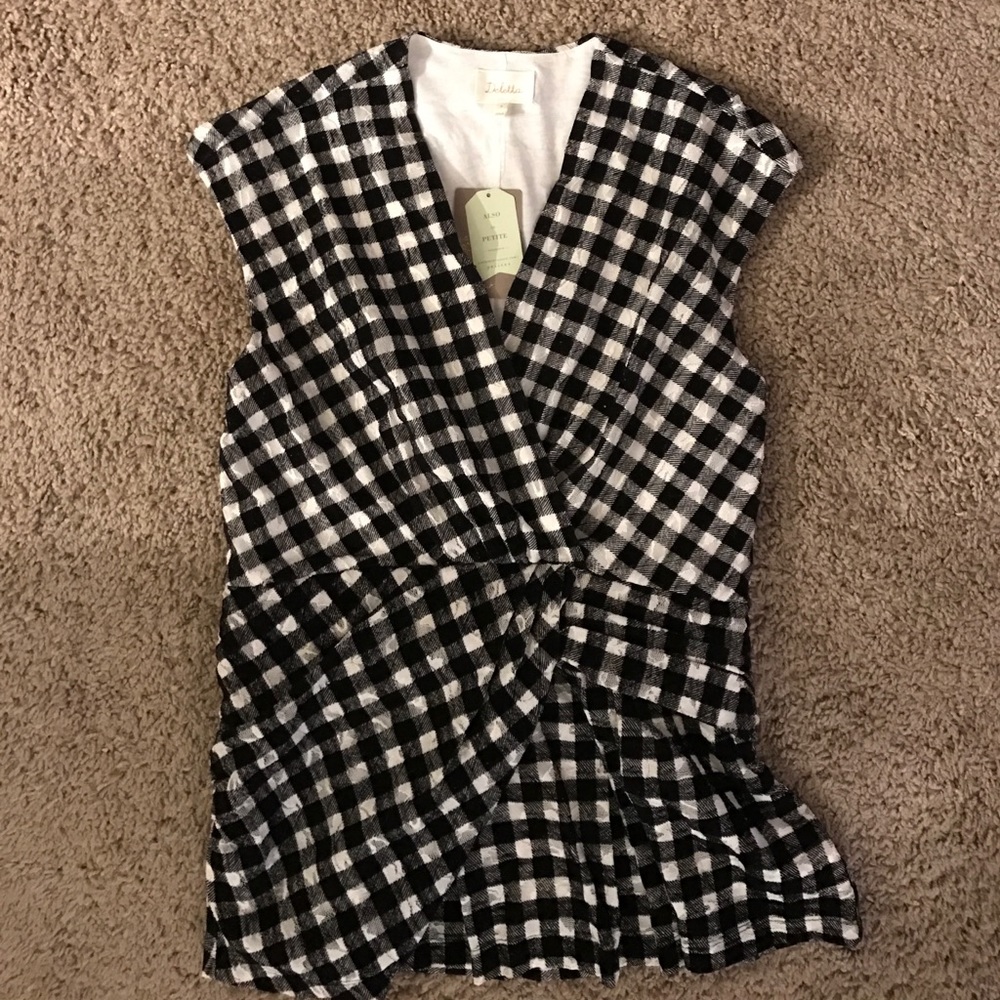 NWT Gingham Top