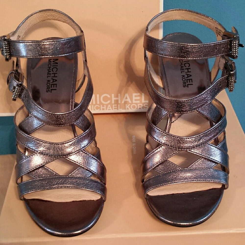MICHAEL KORS Silver brushed siber strappedsandals