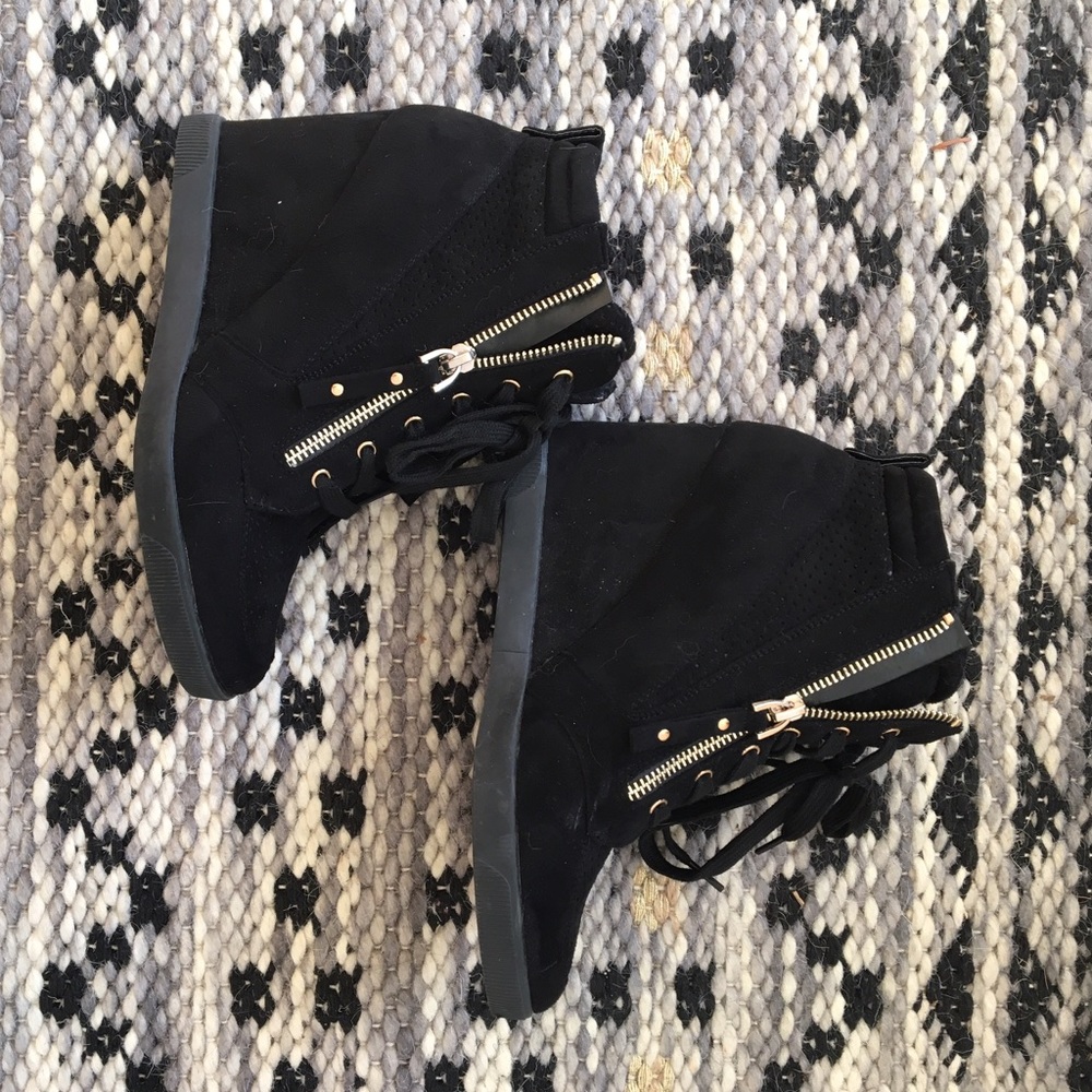 Giomara wedge ankle booties