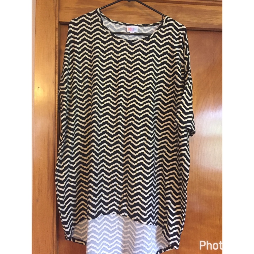 LuLaRoe Medium Irma, black and cream
