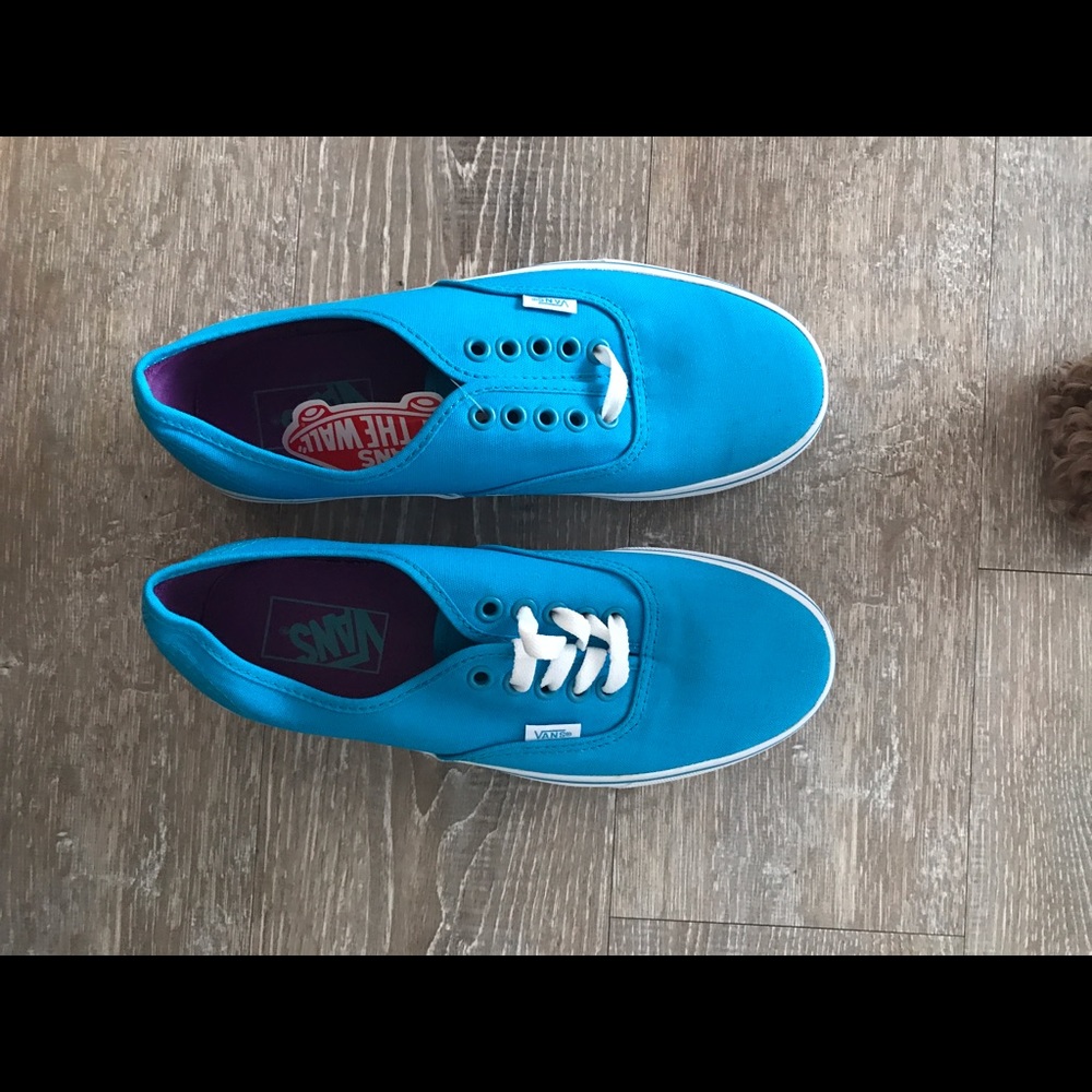 Blue vans