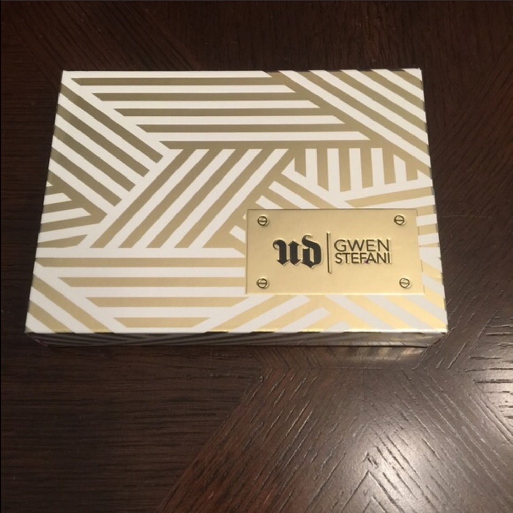 Reserved for Trade UD and Lorac bundle