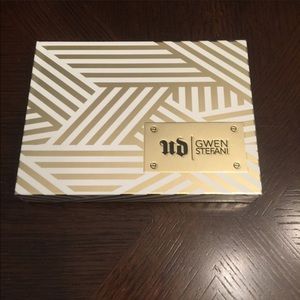 Reserved for Trade UD and Lorac bundle