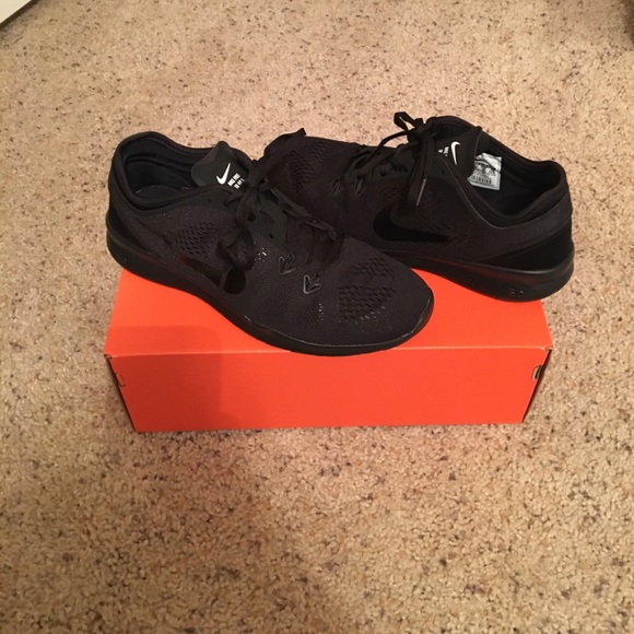 Nike Shoes - Nike Free 5:0 TR Fit 5 NWOT