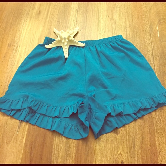 Almost Pink Pants - Teal Ruffled shorts